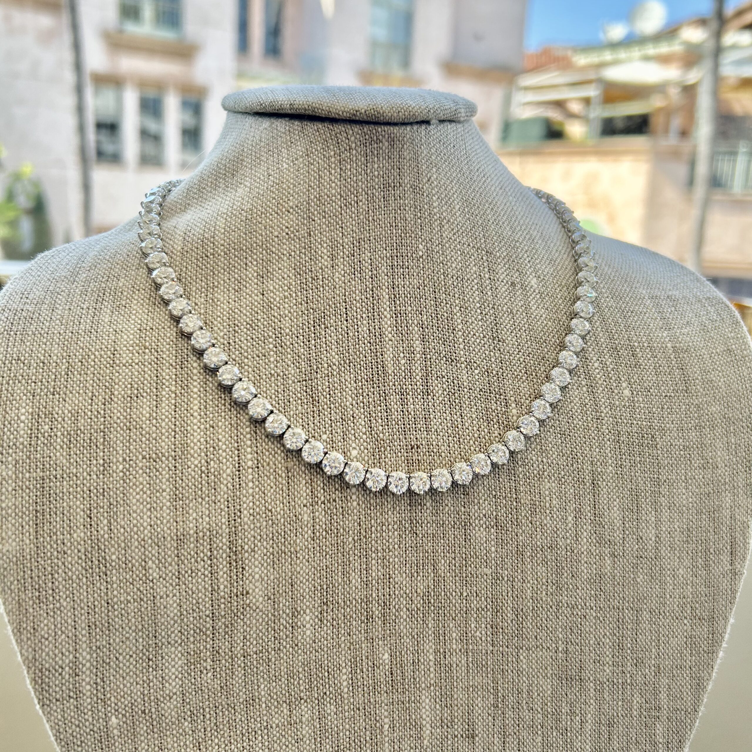 A Diamond Riviere Necklace