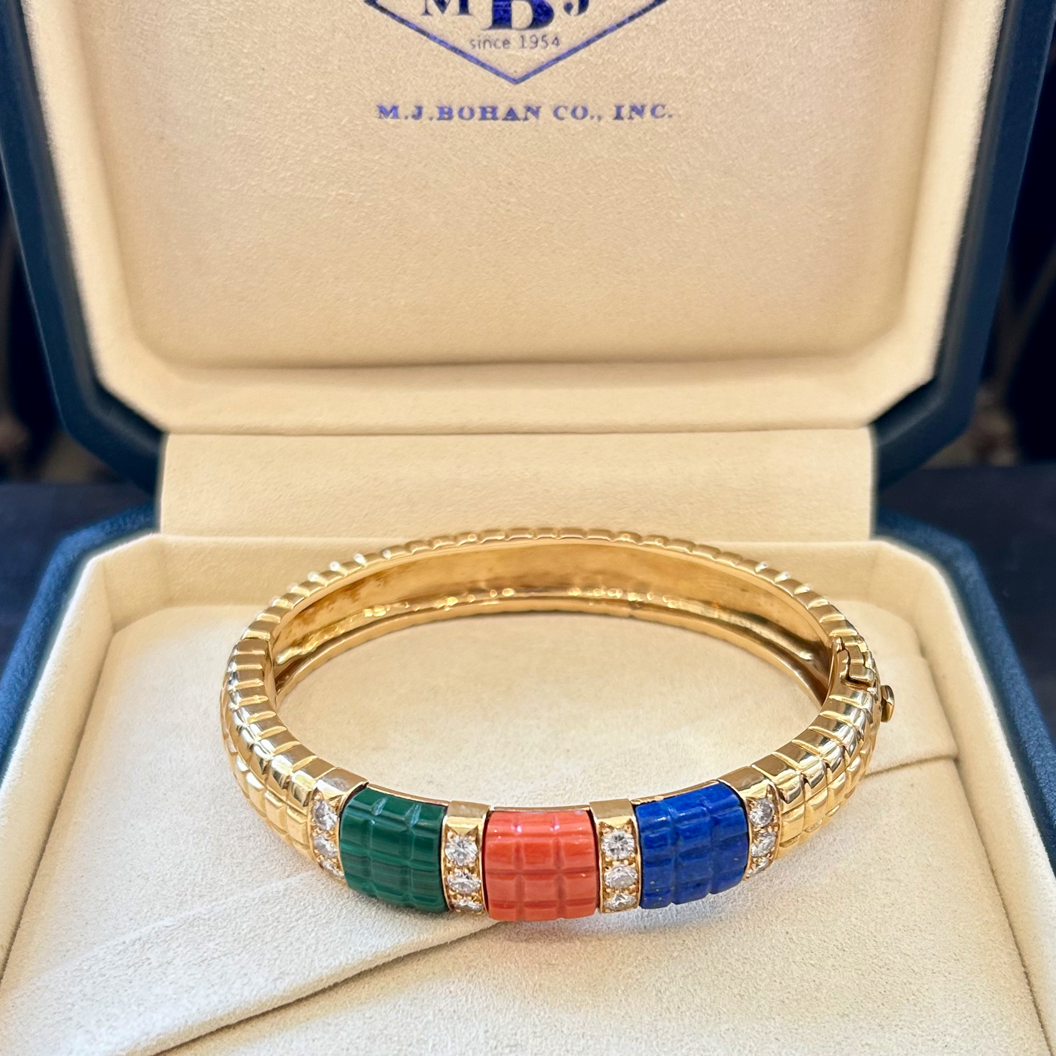 Vintage Van Cleef & Arpels Suite - Image 3